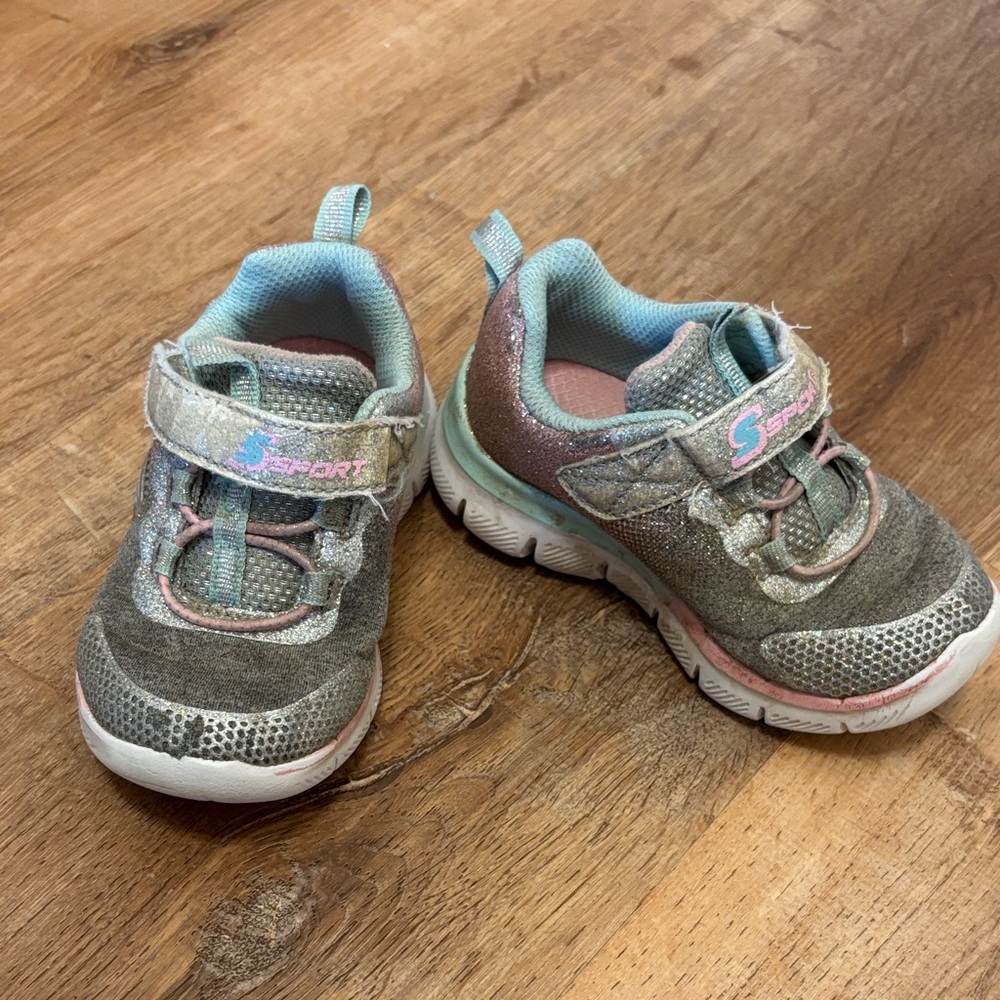 Sporto Kids Sneakers - Gray and Pink